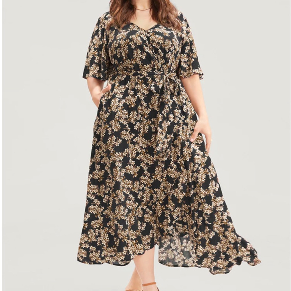 BloomChic Black Floral Surplice Neck Faux Wrap Belted Pocket Dress Plus Size 2X